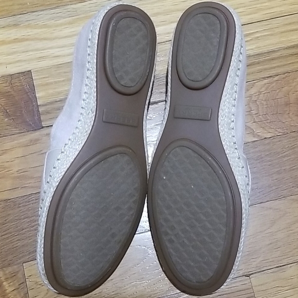 Sperry - Picture 3 of 5